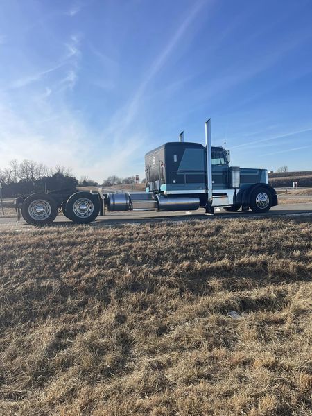 1994 PETERBILT 379